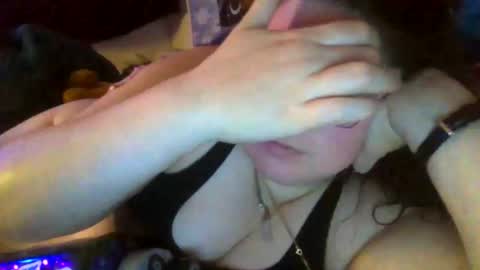 Siofra online show from 10.14.25