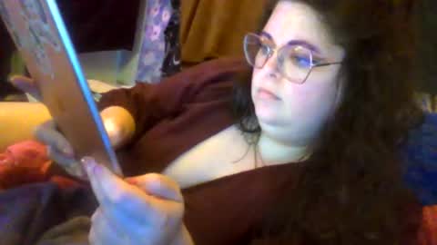 Siofra online show from 10.14.25