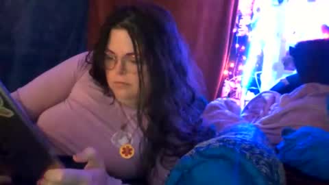 Siofra online show from 11.07.25