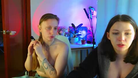 Snapshot of sirena_baby_x chatting on 10.27.25 sirena_baby_x online show from 10.27.25