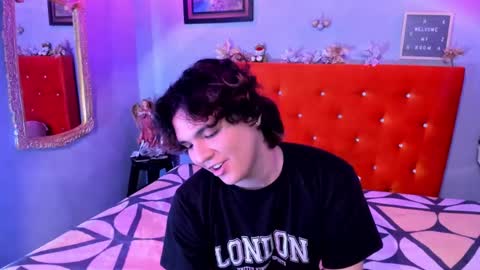 Snapshot of sirius_angels chatting on 12.01.24 Sirius angels online show from 12.01.24