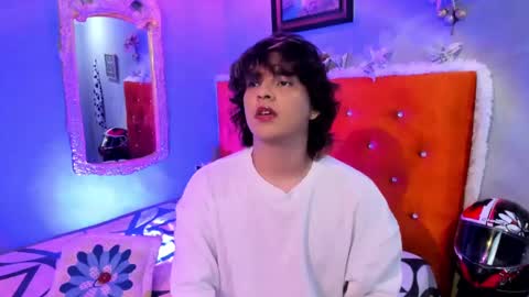 Snapshot of sirius_angels chatting on 12.04.24 Sirius angels online show from 12.04.24