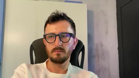 Sir Max online show from 10.20.25