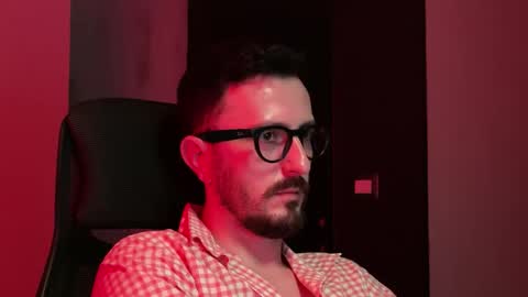 Sir Max online show from 10.23.25