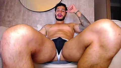 Snapshot of sirs_papi chatting on 01.16.25 Call me papi online show from 01.16.25