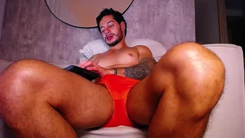Snapshot of sirs_papi chatting on 03.12.25 Call me papi online show from 03.12.25