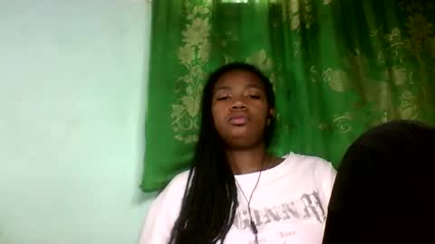 Snapshot of sisih567089 chatting on 09.30.25 sisih567089 online show from 09.30.25