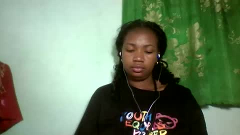 Snapshot of sisih567089 chatting on 10.28.25 sisih567089 online show from 10.28.25