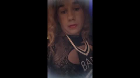 Snapshot of sissywhiteb chatting on 04.17.26 sissywhiteb online show from 04.17.26