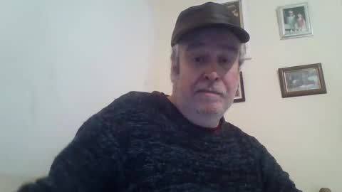 Snapshot of sizemick_u235 chatting on 01.06.25 Mickey B online show from 01.06.25