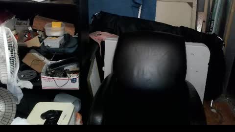 Snapshot of sizzzlenomics chatting on 06.29.26 SIZZZLENOMICS online show from 06.29.26