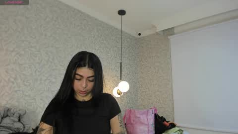 SKAILYN ANGELS online show from 10.30.25