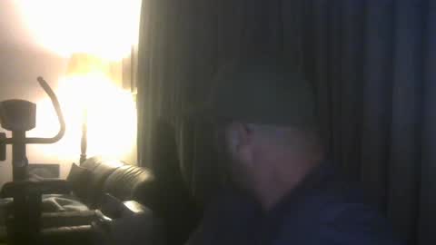 Snapshot of skaliwag chatting on 12.15.24 skaliwag online show from 12.15.24