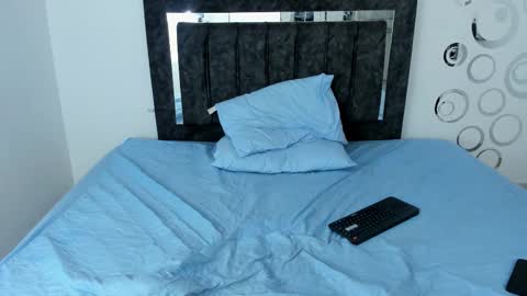 Skarleth online show from 10.27.25