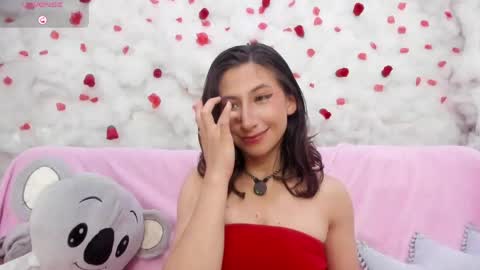 Snapshot of skarletjhonson_ chatting on 05.12.26 Skarlet online show from 05.12.26