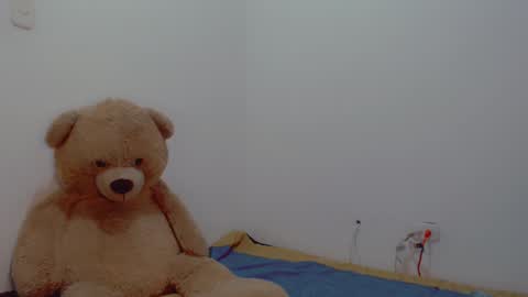 Snapshot of skarlett2072 chatting on 12.07.24 Arlett online show from 12.07.24