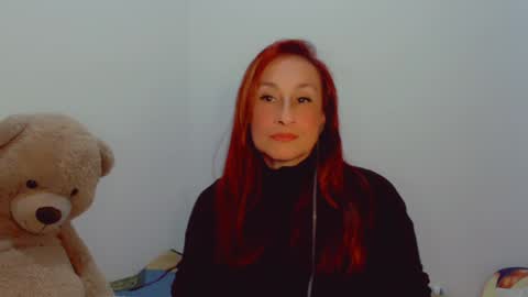 Snapshot of skarlett2072 chatting on 01.08.25 Arlett online show from 01.08.25