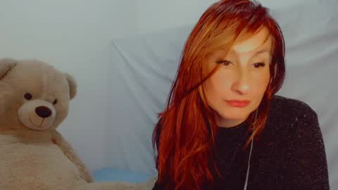 Snapshot of skarlett2072 chatting on 01.21.25 Arlett online show from 01.21.25