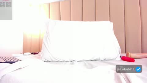 Snapshot of skarlett_monroee chatting on 12.18.24 Skarlet online show from 12.18.24