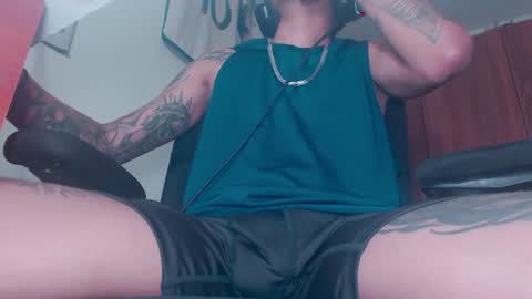 Snapshot of skateboy444 chatting on 07.02.26 king online show from 07.02.26