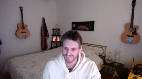 Snapshot of skatejocke chatting on 10.19.25 skatejocke online show from 10.19.25