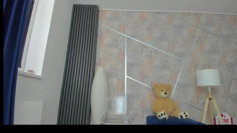 Snapshot of skinny_eva chatting on 06.01.26 Eva online show from 06.01.26