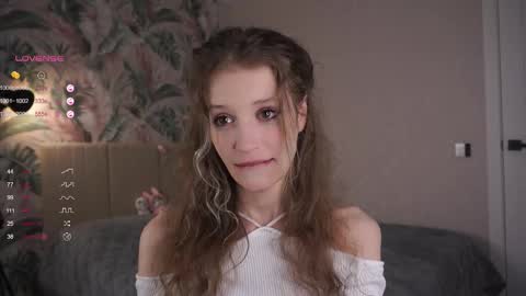 Emily online show from 03.04.25