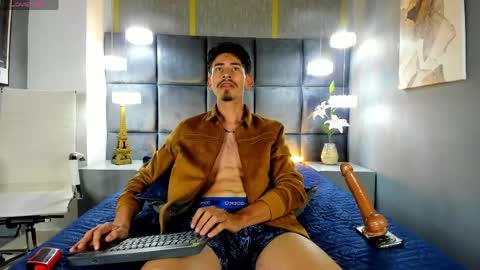 skinny jean  online show from 05.19.26