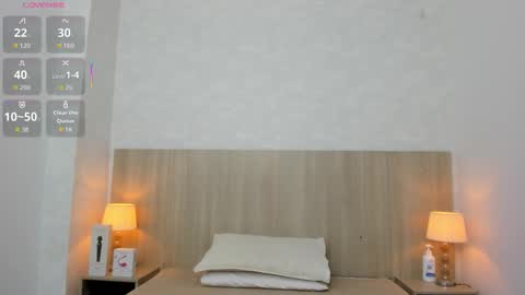 Snapshot of skinny_lilly chatting on 11.07.25 lilly online show from 11.07.25