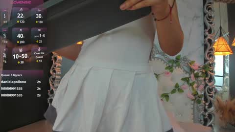   online show from 02.08.25
