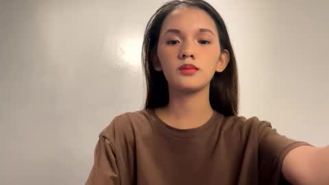 Skinny Liya online show from 04.23.26