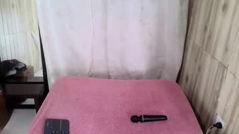 Snapshot of skinny_yizz chatting on 11.07.25 Only Pvt online show from 11.07.25