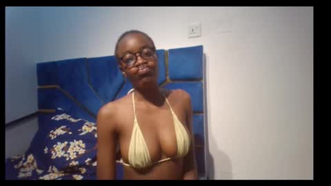 skinnyasssexyboobs online show from 11.10.25