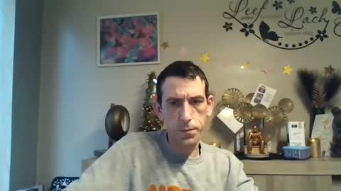 SkinnyBigCock2 online show from 12.19.24