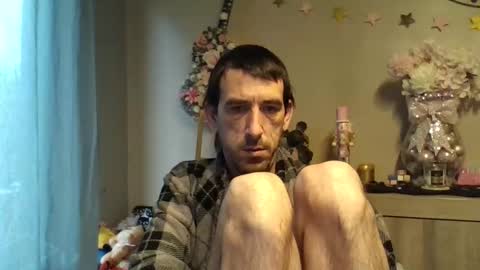 SkinnyBigCock2 online show from 11.28.25