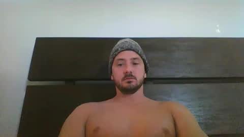 skinnyguylongdick1 online show from 12.29.24