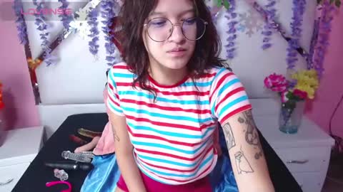  SKINNYHORNY   online show from 02.12.25