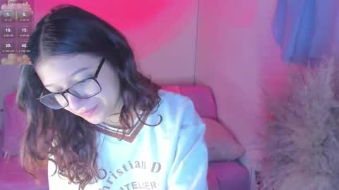 Snapshot of skinnyhorny_ chatting on 10.30.25 SKINNYHORNY online show from 10.30.25