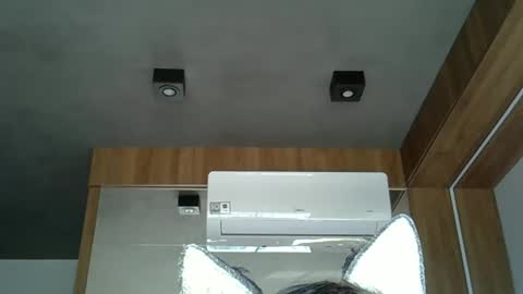 skinnykittencam online show from 09.27.25