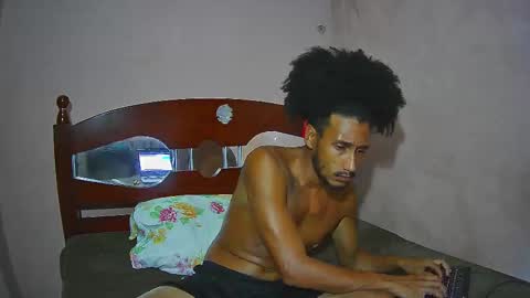 Skinny Latin Man online show from 12.04.24