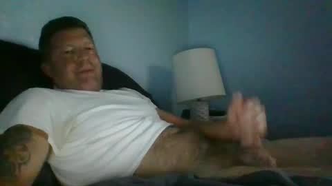 Snapshot of skinnymeat858205 chatting on 09.30.25 skinnymeat858205 online show from 09.30.25