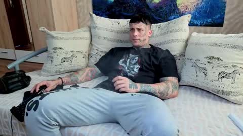 skirlingod online show from 09.09.25
