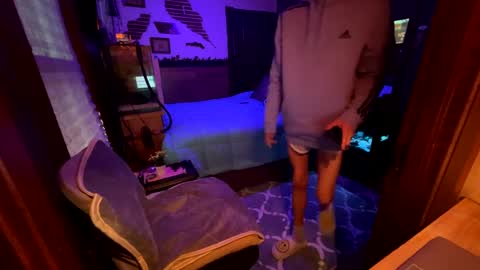 Snapshot of skittles933 chatting on 01.09.25 Skittles online show from 01.09.25