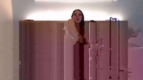 Snapshot of sklicious chatting on 10.24.25 Simon Katrina online show from 10.24.25