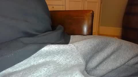 Snapshot of skr235 chatting on 02.21.25 skr235 online show from 02.21.25