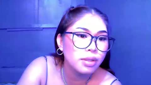 Snapshot of sky_fox_sweetxx chatting on 10.01.25 online show from 10.01.25