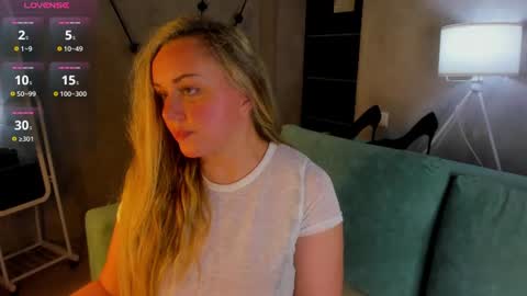 Snapshot of sky_kuper chatting on 07.18.26 Sky online show from 07.18.26