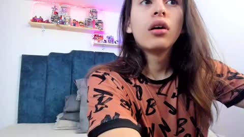Santiago online show from 02.08.25