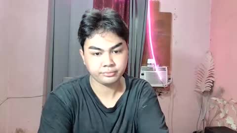sky_uxxx online show from 10.03.25