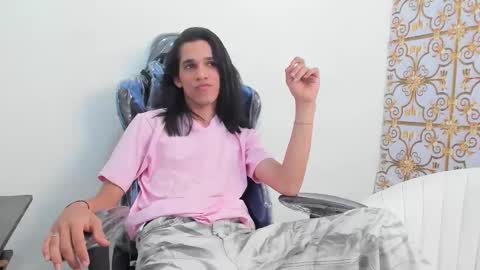 Snapshot of sky_velvet chatting on 01.19.26 SKY online show from 01.19.26